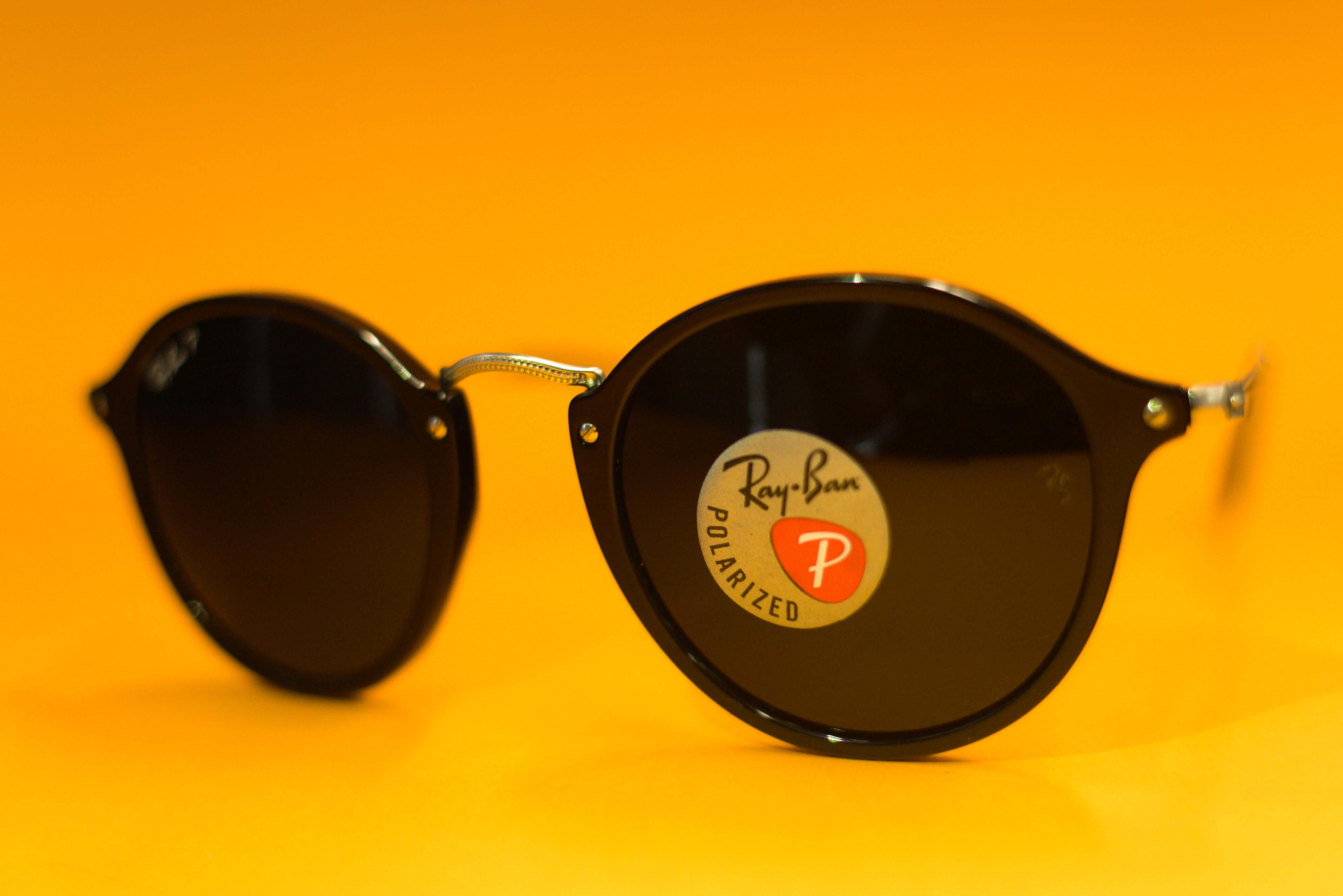 Jak poznat fake sluneční brýle Ray-Ban RB2180 601/71 Round v černé barvě